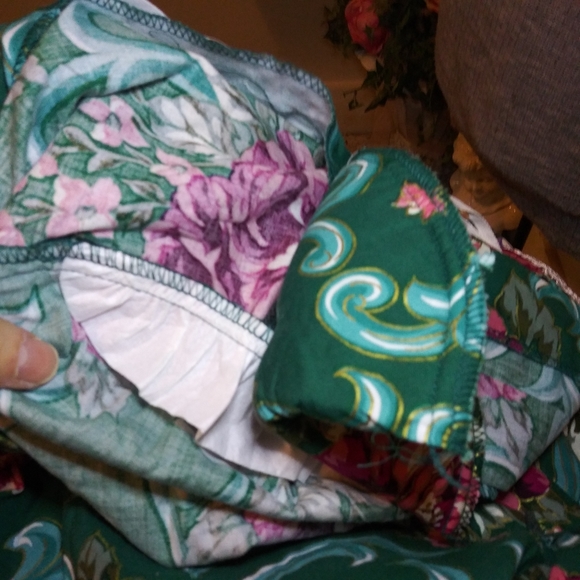 Miss Dorby Vintage 1980's Teal Burgundy & Purple Floral  Cottagecore Style Dress - Picture 11 of 14